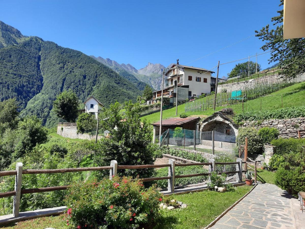 Casamici Apartment Bognanco Luaran gambar